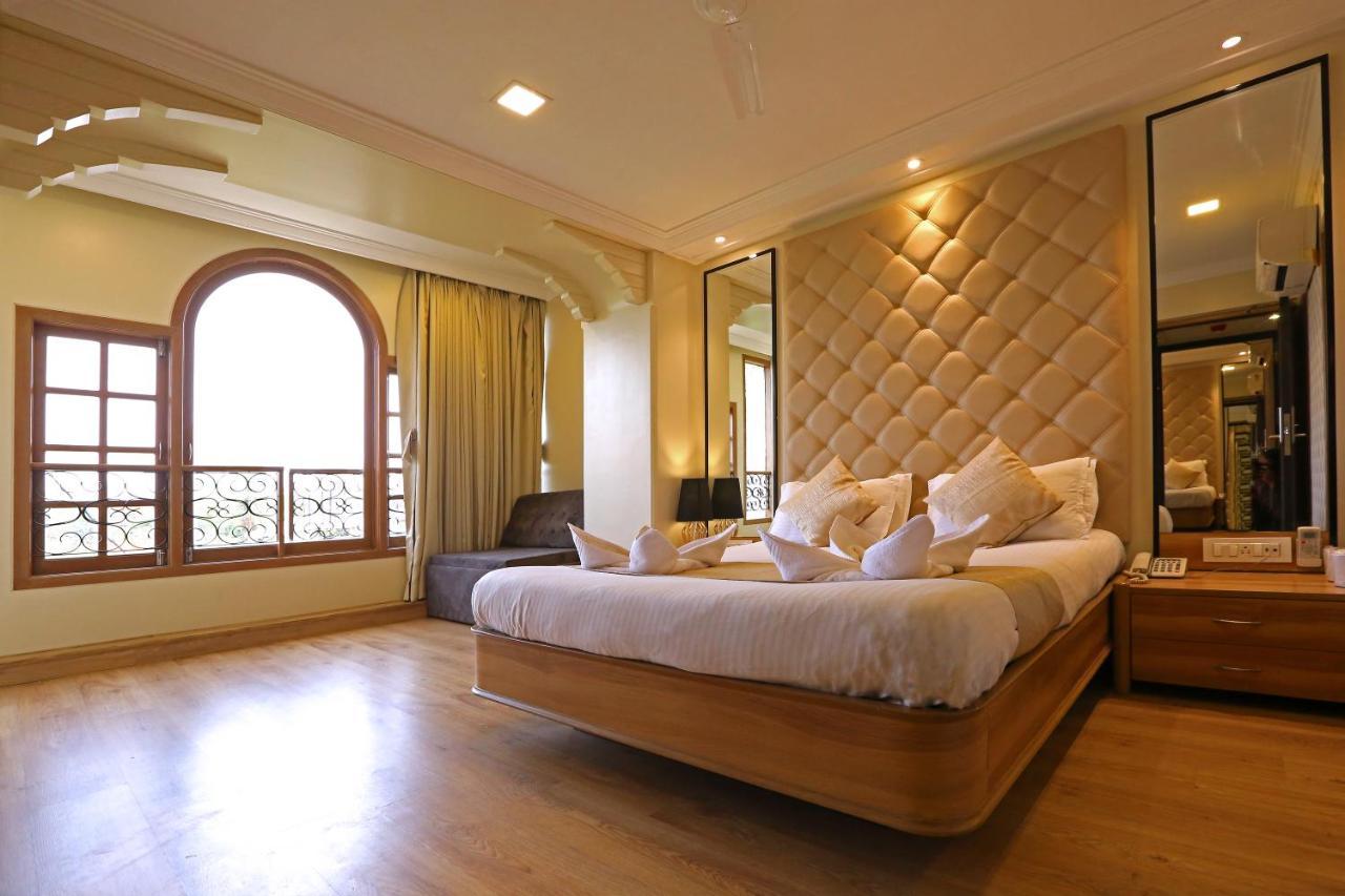 Gulf Hotel Mumbai- The Boutique Hotel Colaba Bombaj Exteriér fotografie
