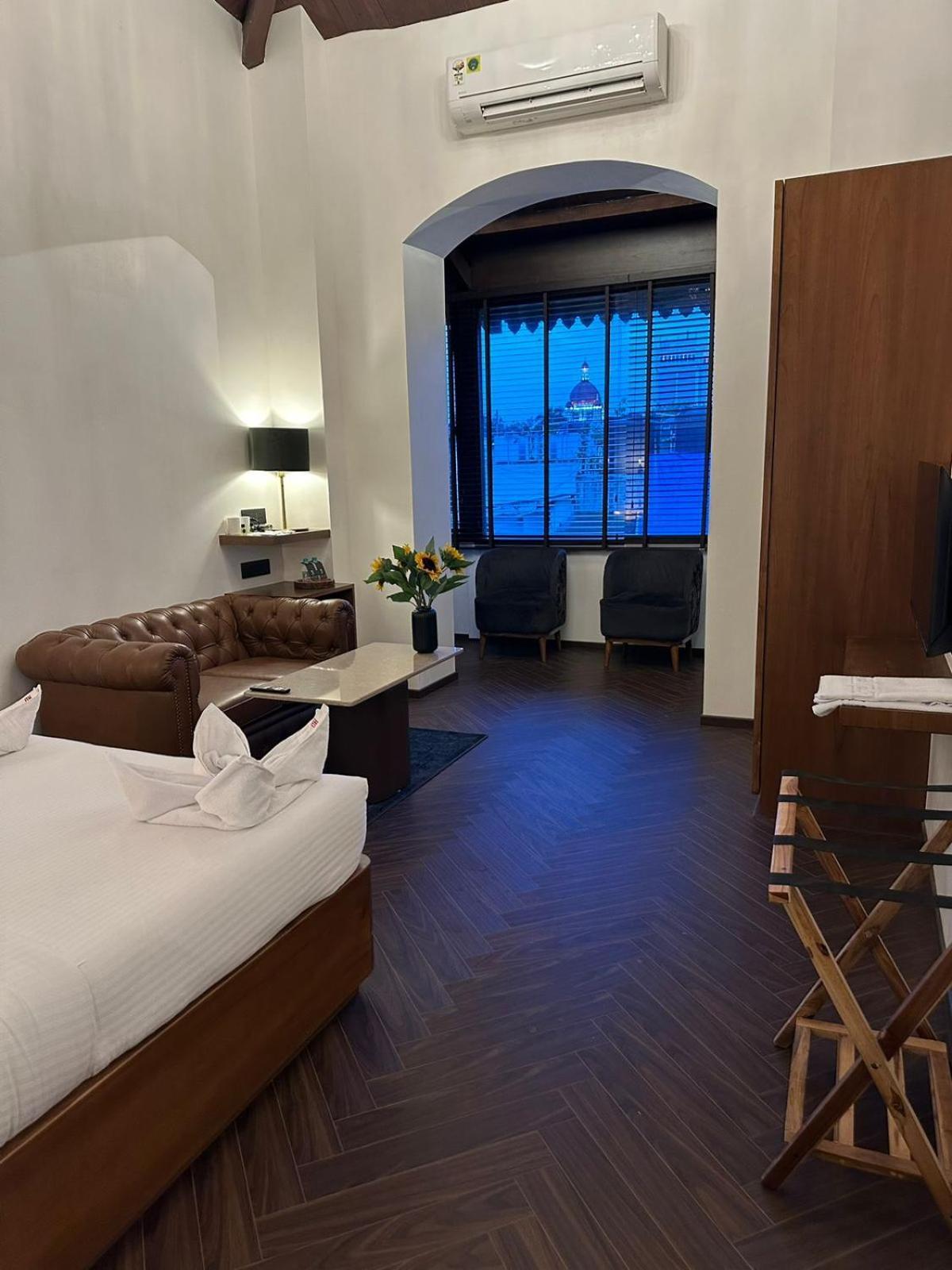 Gulf Hotel Mumbai- The Boutique Hotel Colaba Bombaj Exteriér fotografie
